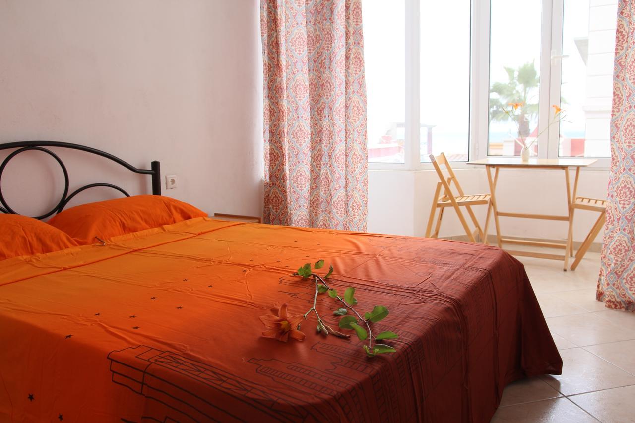 Madalenas B&B Pelekas Exterior foto